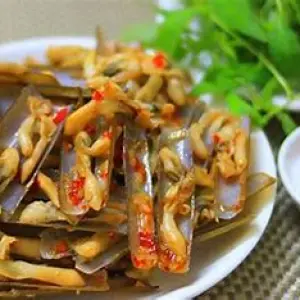 Ốc Móng Tay Cháy Tỏi