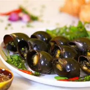 Ốc Bươu Nướng Tiêu Xanh