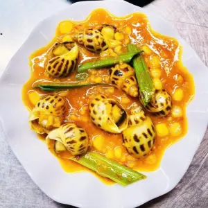 Ốc Hương Sốt Trứng Muối