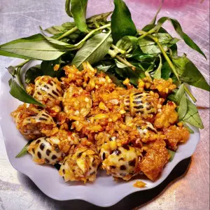 Ốc Hương Sốt Bơ Tỏi
